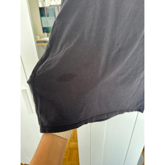 Lululemon Women's Black Back in Action Short Sleeve Shirt, Size 10, GUC - Picture 4 of 6